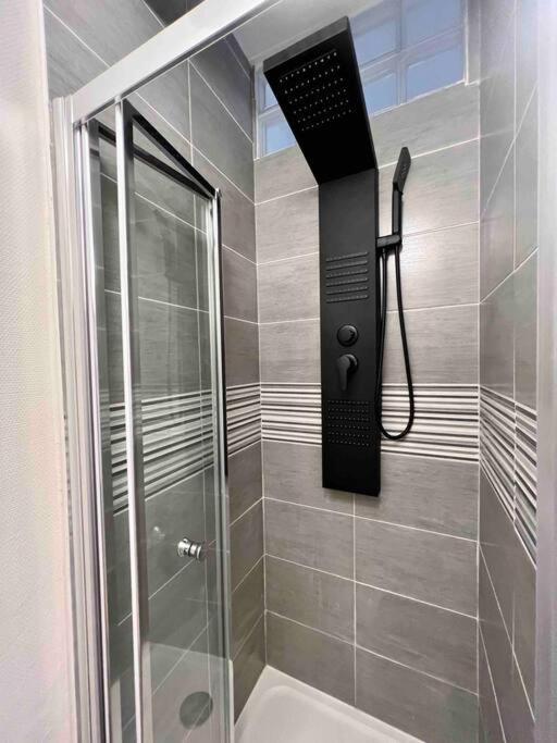 Renove / 7prsn / Proche Gare Viotte *